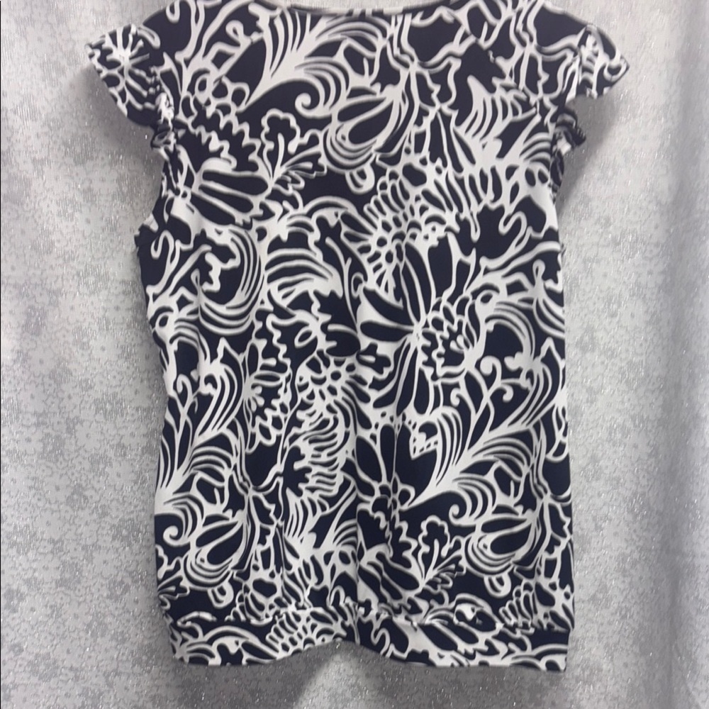 Worthington Black and White Flutter Sleeve Blouse - Picture 3 of 6
